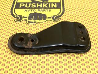 Кронштейн подрамника передний левый Volkswagen Polo 2015