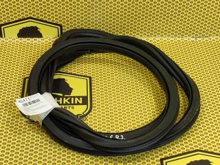 Уплотнитель на проем задний правый Volkswagen Polo 2021