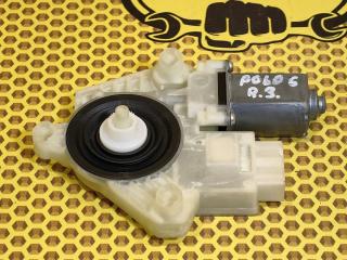 Мотор стеклоподъемника задний правый Volkswagen Polo 2021 Б/У Мотор стеклоподъемника задний правый Volkswagen Polo 2021