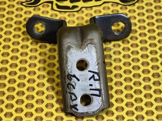 Петля двери передняя правая KIA RIO 2018