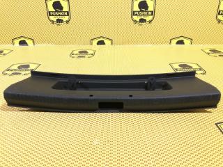 Накладка замка багажника Skoda Octavia 2018