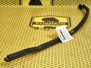 Уплотнитель на дверь боковой задний правый Skoda Octavia 2018