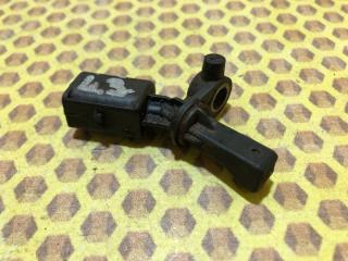 Датчик АБС задний левый Skoda Rapid 2018