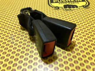 Замок ремня безопасности задний правый Volkswagen Polo Б/У Замок ремня безопасности задний правый Volkswagen Polo