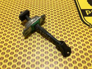 Ограничитель двери передний правый KIA RIO XLINE 2018