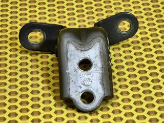 Петля двери передняя левая Kia Ceed 2014