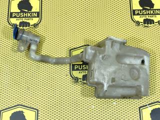 Бачок омывателя Volkswagen Golf 2008