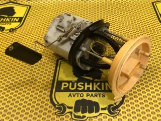 Насос топливный Volkswagen Golf 2008