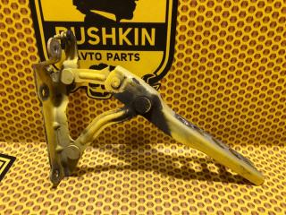 Петля капота правая Skoda Octavia 2011