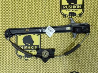 Стеклоподъемник задний правый Skoda Superb 2017