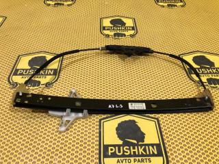 Стеклоподъемник задний левый Skoda Octavia 2019