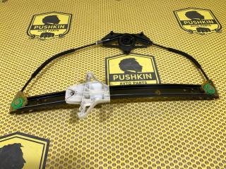 Стеклоподъемник задний правый Skoda Octavia 2019