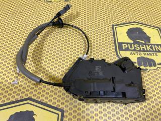 Замок двери задний левый Skoda Octavia 2019