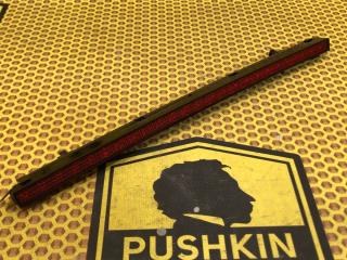 Фото запчасти дополнительный стоп-сигнал задний Skoda Superb 2017 Б/У запчасть Запчасть дополнительный стоп-сигнал задний Skoda Superb 2017