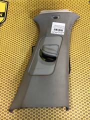 Обшивка стойки центральной верхняя правая Skoda Superb 2017