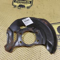 Пыльник тормозного диска передний правый Nissan Qashqai 2014
