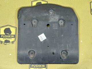 Защита задней части кузова антигравийная правая Skoda Superb 2017