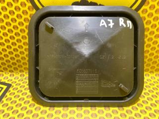 Запчасть накладка на дверь передняя правая Skoda Octavia 2019