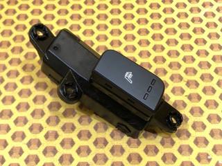 Блок кнопок обогрева сидений правый Kia Cerato 2021