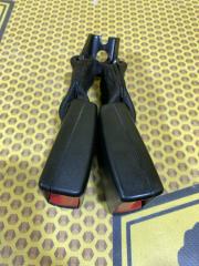 Замок ремня безопасности задний правый Volkswagen Polo 2021 Б/У Замок ремня безопасности задний правый Volkswagen Polo 2021