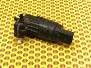 Насос омывателя лобового стекла Volkswagen Tiguan 2011