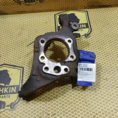 Цапфа задняя правая Nissan Teana 2015