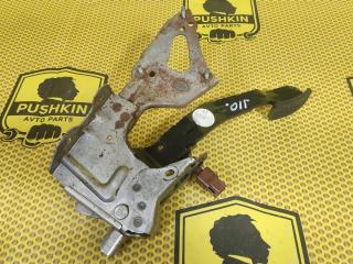 Педаль тормоза Nissan Qashqai 2008