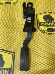 Педаль газа Hyundai Solaris 2015