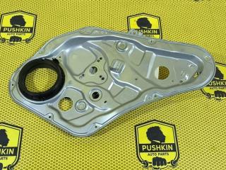 Стеклоподъемник задний правый Kia Sorento 2010