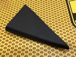 Уголок двери внутренний задний левый Hyundai i30 2023 новая Уголок двери внутренний задний левый Hyundai i30 2023