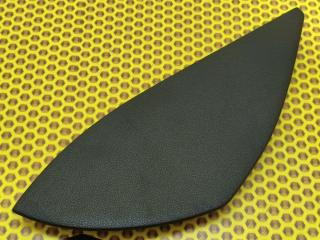 Накладка торпедо торцевая правая Volkswagen Teramont 2018