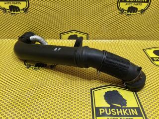 Воздухозаборник воздушного фильтра Skoda Octavia 2012