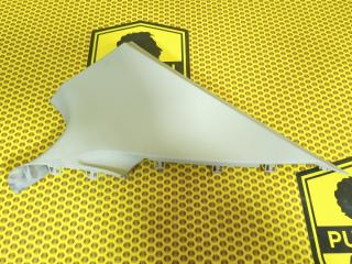 Обшивка стойки задней верхняя правая Skoda Octavia 2018