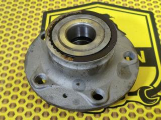 Ступица задняя левая Skoda Octavia 2018