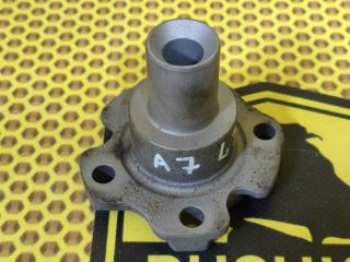 Цапфа задняя левая Skoda Octavia 2018