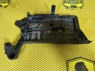 Площадка аккумулятора Skoda Octavia 2018