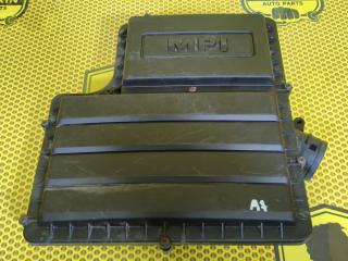 Корпус воздушного фильтра Skoda Octavia 2018