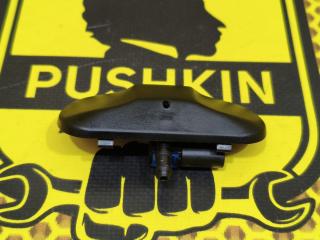 Форсунка омывателя правая Volkswagen Jetta 2014