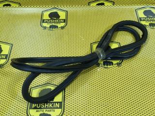 Уплотнитель на проем передний правый Volkswagen Jetta 2014