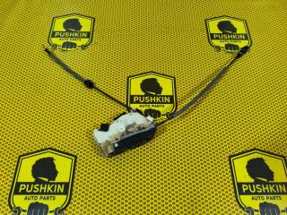 Замок двери передний правый Volkswagen Tiguan 2010