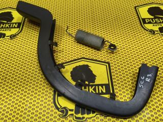 Пружина багажника правая Volkswagen Jetta 2014