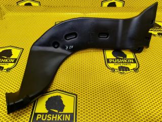 Воздуховод отопителя нижний правый Skoda Octavia 2018