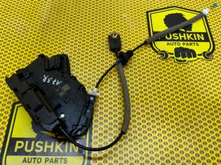 Замок двери задний правый Skoda Octavia 2018