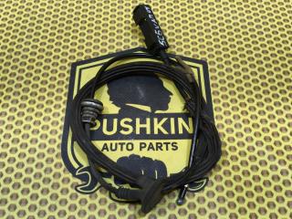 Трос капота Volkswagen Jetta 2014