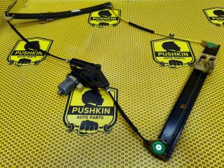 Стеклоподъемник передний правый Skoda Octavia 2018