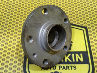 Ступица задняя левая Volkswagen Jetta 2014