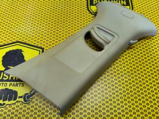 Обшивка стойки центральной верхняя правая Skoda Octavia 2018