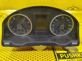 Панель приборов Volkswagen Tiguan 2010