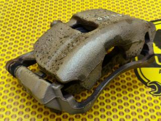 Суппорт передний правый Skoda Octavia 2018