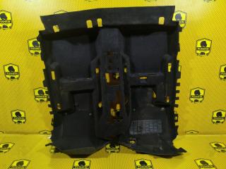 Обшивка пола салона Volkswagen Tiguan 2010